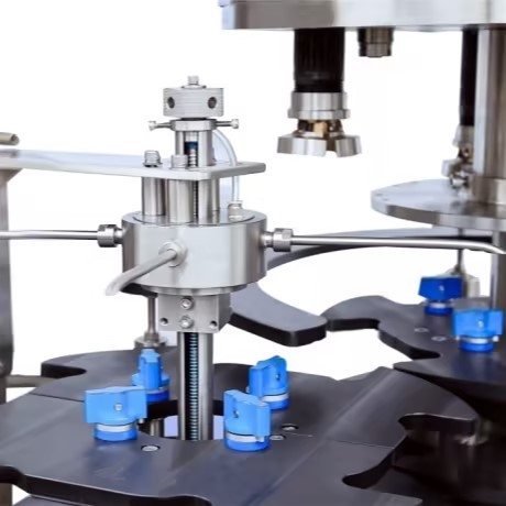 8 Heads Automatic Capping Machine  FX-8AS 4.0KW 100ml-1L High Speed Pick And Place