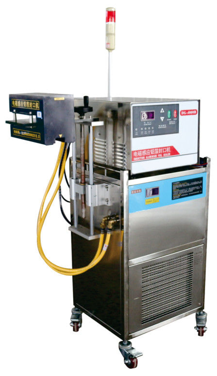 Variable Filling Capacity Chemical Liquid Filling Machine Powered by Electricity Ensuring Precise Filling Volume and Packaging Performance