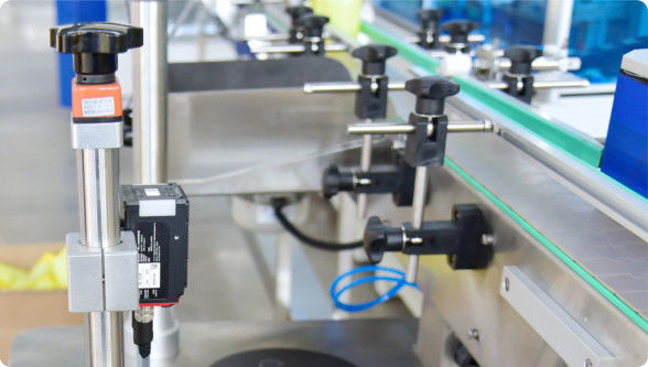 Multiple Filling Nozzle Fluid Dispensing Machine Customized Designed for Seamless Integration into Automated Production Systems