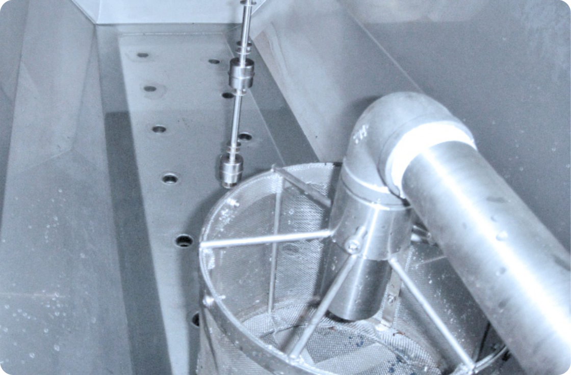 PLC Controlled Micro-Computer Filling Machine with Electric Scale Weight Feedback and Stainless Steel 304 Frame