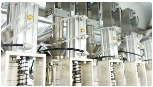Pesticide Filling Machine Automatic Weight Filling Machine Featuring PLC Control and Touch Screen for Filling of Liquid Products