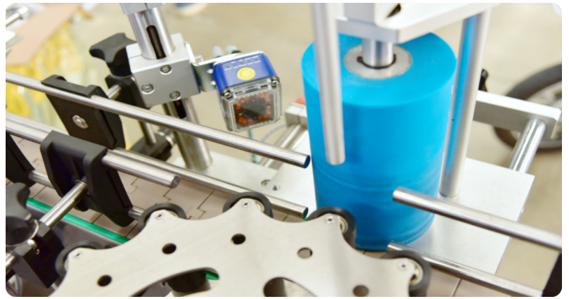 Pesticide Filling Machine Featuring Manual and Automatic Packaging Capabilities with QR Code Data Logic Collector System